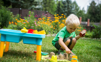 Aranżacja przestrzeni przyjaznej dziecku w ogrodzie