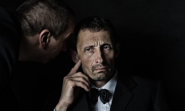 Jak ładnie poprosić o zostanie chrzestnym? Jak ładnie poprosić o zostanie chrzestnym?